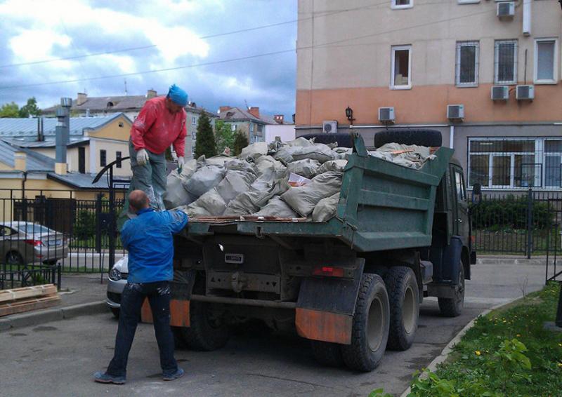 Вывоз мусора из новостройки в Алейске – ПроМусор, контейнеры, уборка и грузчики от 2165 руб