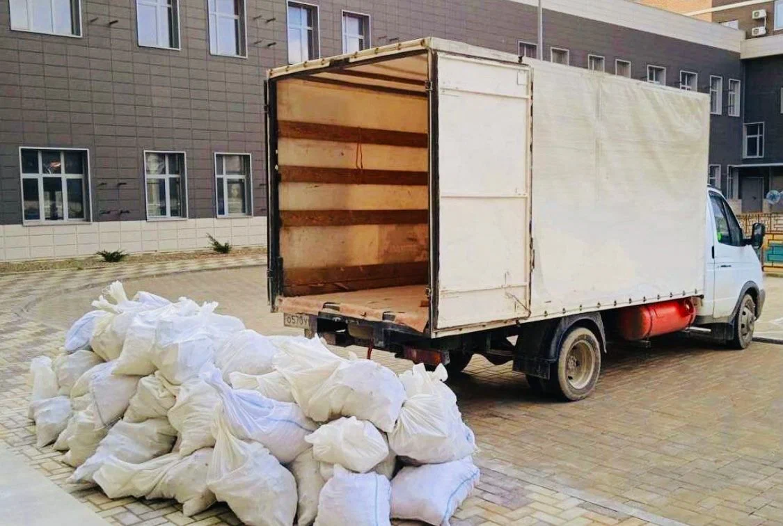 Вывоз строительного мусора из новостроек в Алейске в октябре