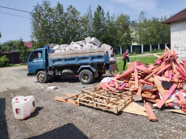 Вывоз мусора с чердака в Алейске в октябре